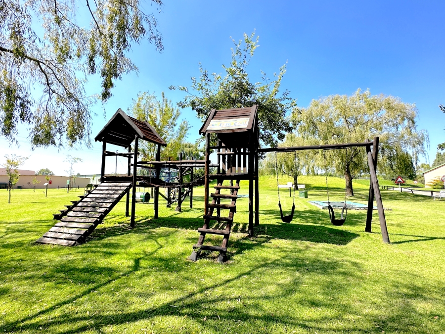 5 Bedroom Property for Sale in Luciana Country Estate Free State